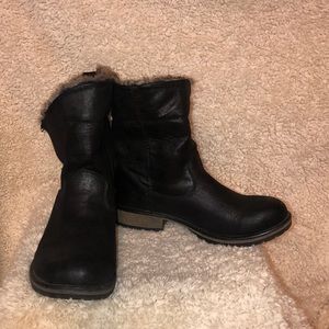 Black Boots/Booties